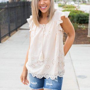 NWT Summer Days Eyelet Top